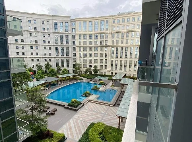 Cozy Hideaway At 81 Newport Blvd Walk To Naia T3 Casinos And Mall Own Parking Pool Gym Balcony And Kitchen * 马尼拉