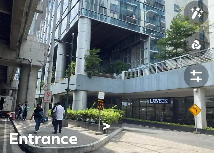 Cozy Hideaway At 81 Newport Blvd Walk To Naia T3 Casinos And Mall Own Parking Pool Gym Balcony And Kitchen 公寓式飯店 *