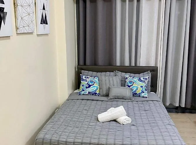 Cozy Hideaway At 81 Newport Blvd Walk To Naia T3 Casinos And Mall Own Parking Pool Gym Balcony And Kitchen 马尼拉