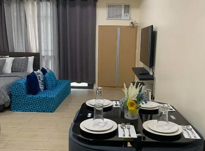 Cozy Hideaway At 81 Newport Blvd Walk To Naia T3 Casinos And Mall Own Parking Pool Gym Balcony And Kitchen *